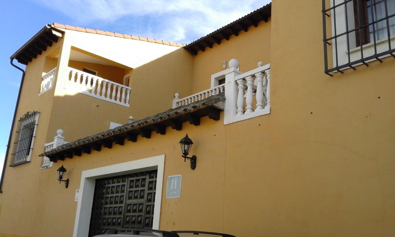 Hostal Rural Cumbres De Castilla Mandayona Buitenkant foto